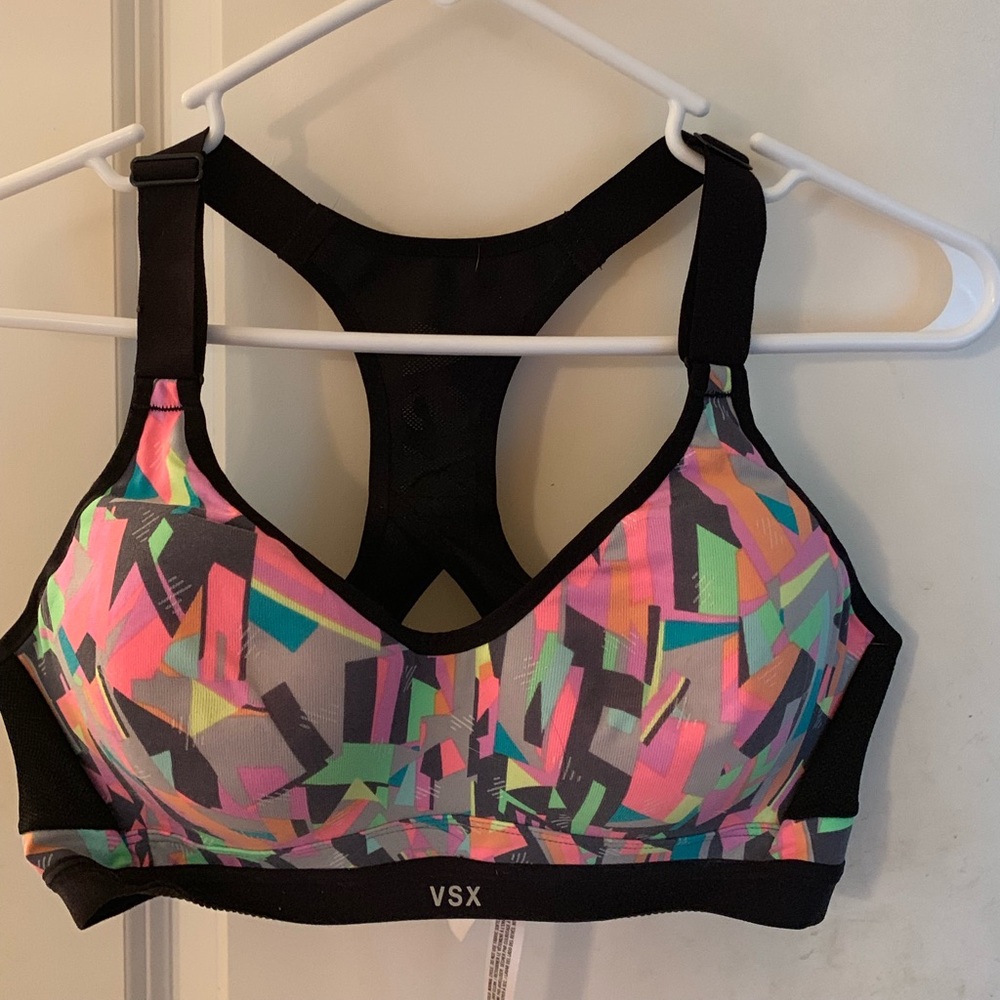 Sports bra
